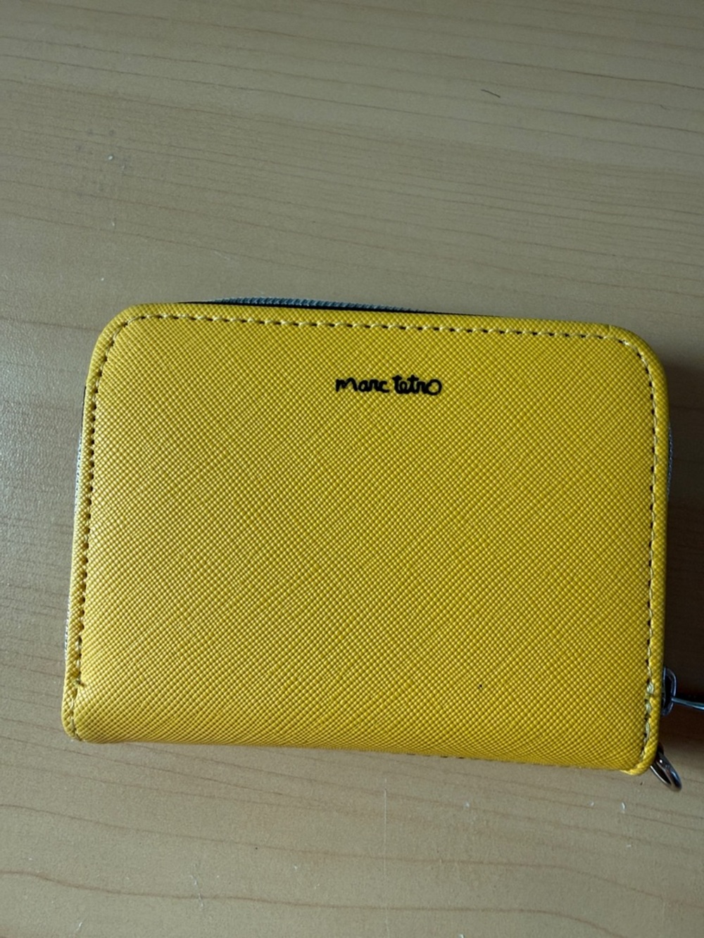 Marc Tetro wallet yellow dog - Picture 2 of 3